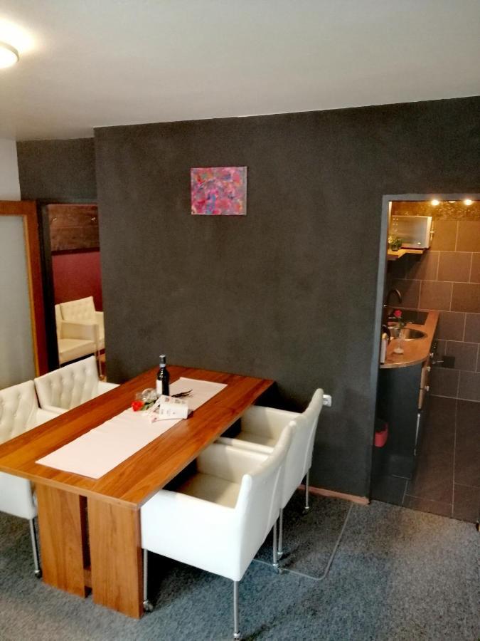 Angelika Apartment *